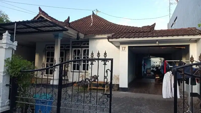 Rumah Lantai 1 di Denpasar Utara