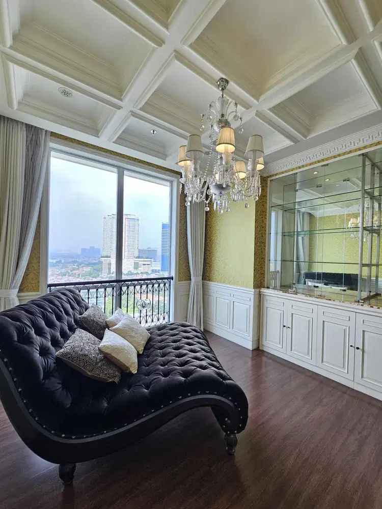 Beautiful upper-class apartment home in the Pakubuwono area