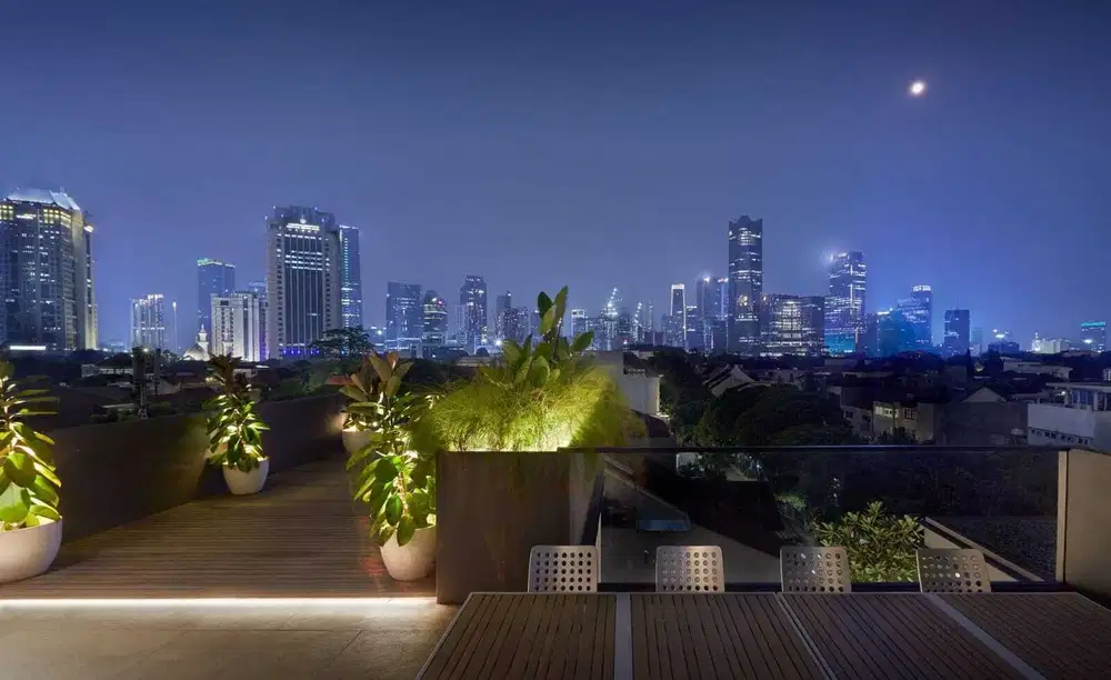 Brand New Ultra Luxurious FULLY FURNISHED - Modern Tropical House a