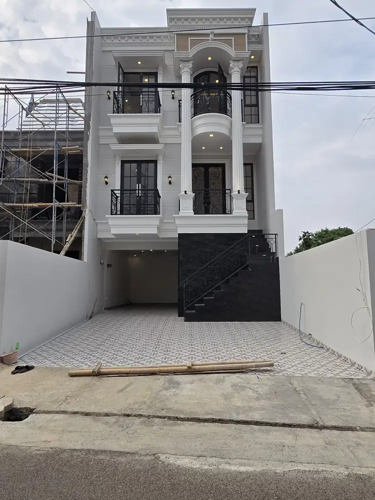 Rumah Bangunan Baru Pejaten Barat Jakarta Selatan