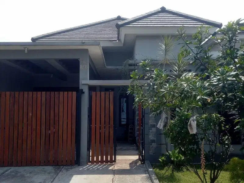 Rumah di dukuh bima fajar full renovasi jual cepat