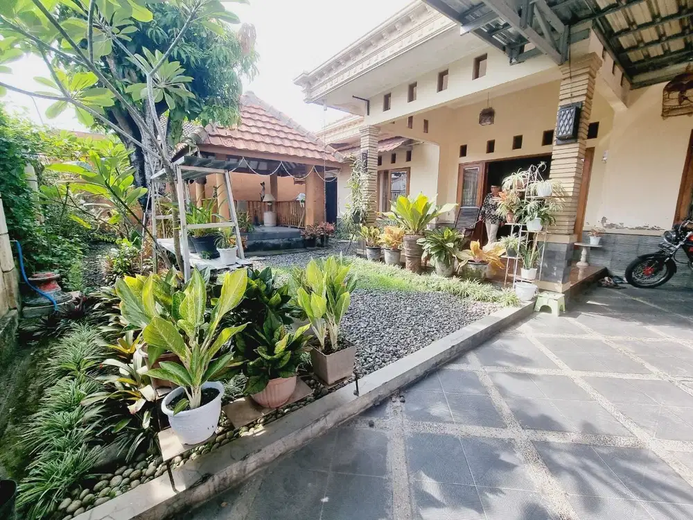 Rumah bagus luas colomadu kra solo dijual cepat