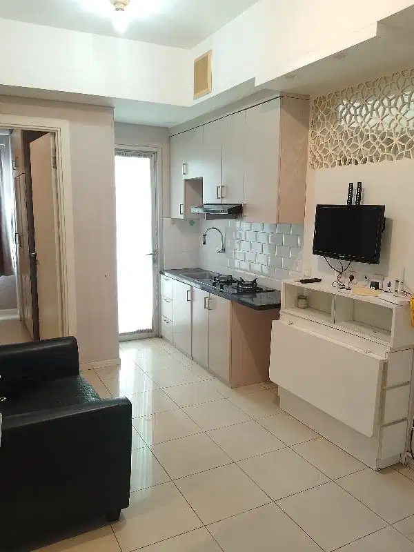 di sewakan apartemen green lake Sunter 2 bedroom furnish