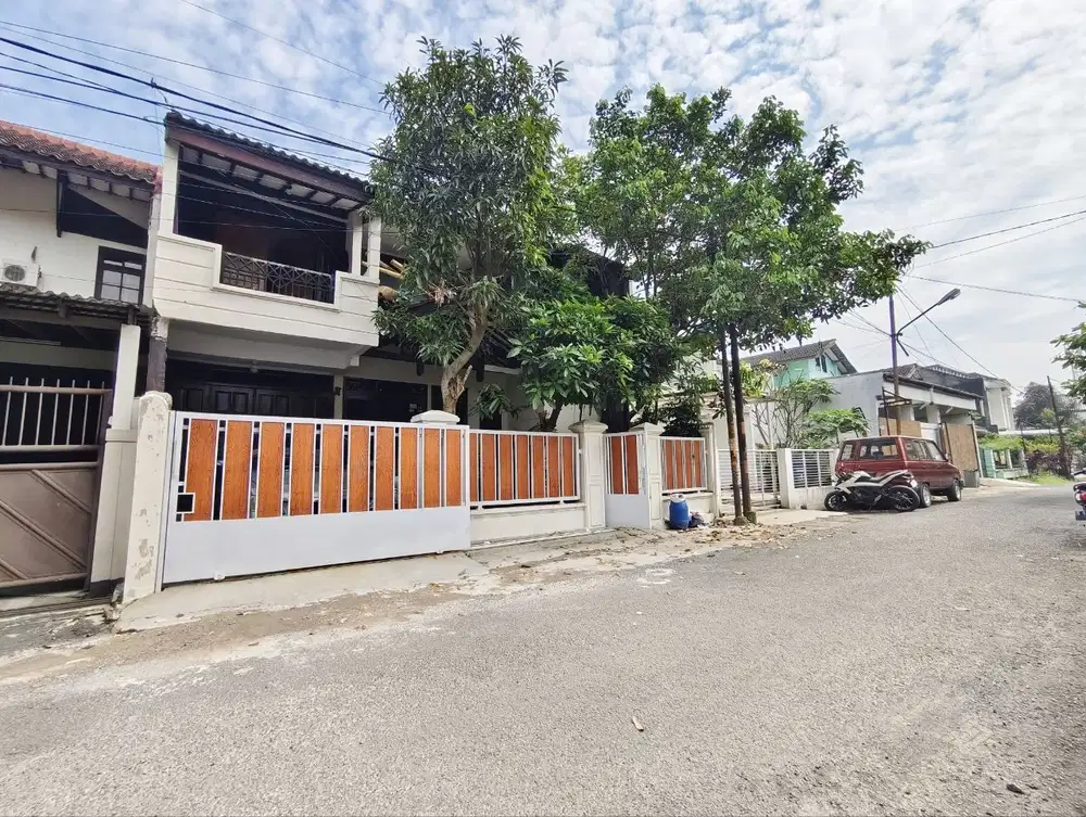 Rumah Siap Huni Strategis Dkt Pusat Kota Lingkungan Asri di Turangga B