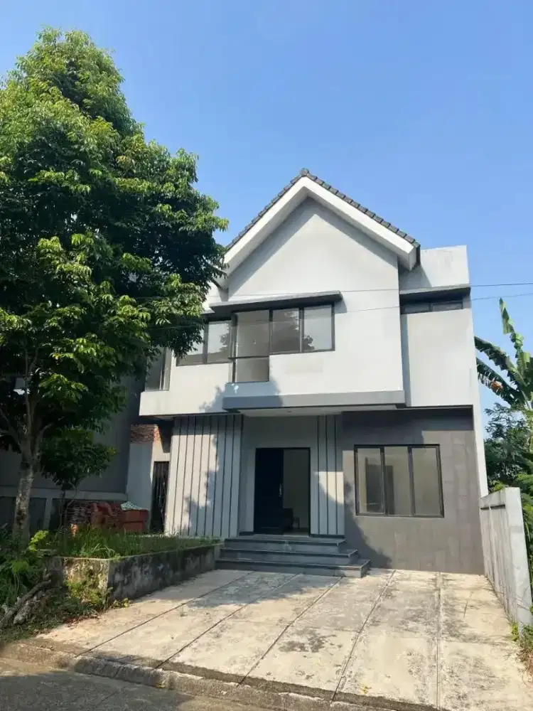 Di jual cepat rumah di sentul city