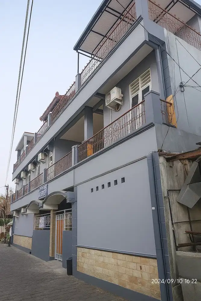 Dijual Kost Putri 26 Kamar dekat Kampus UII Jl Kaliurang Yogyakarta