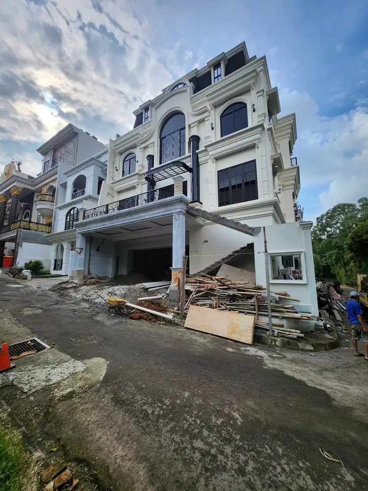 FOR SALE Brand new luxury house at cipete kemang Jakarta selatan