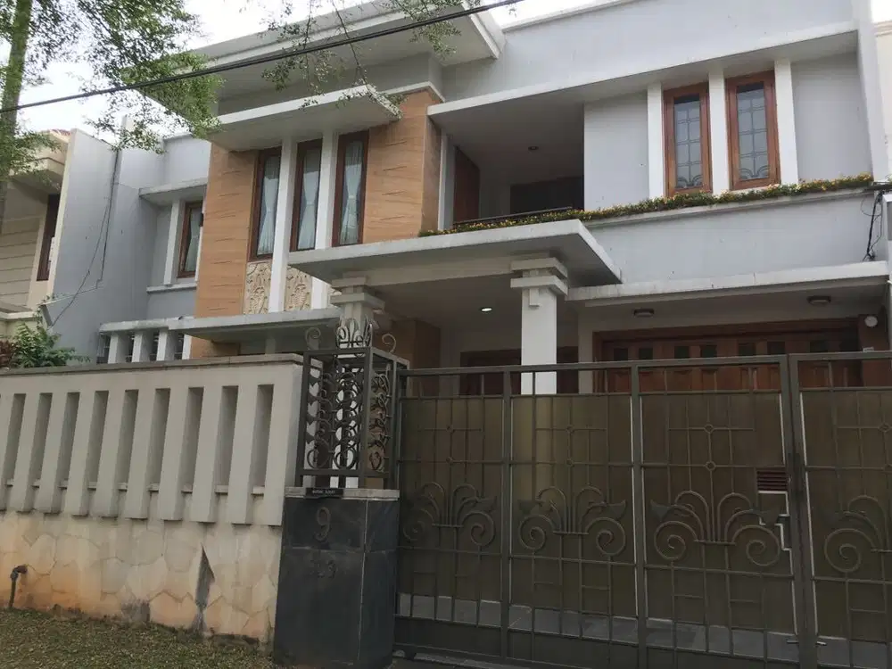 DIJUAL RUMAH  PONDOK INDAH JAKARTA SELATAN