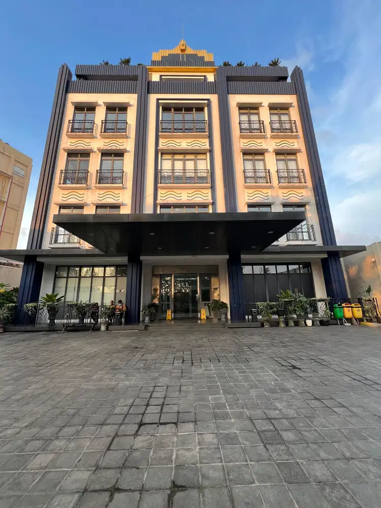 GEDUNG KANTOR AREA LEBAK BULUS Dekat Stasiun MRT.