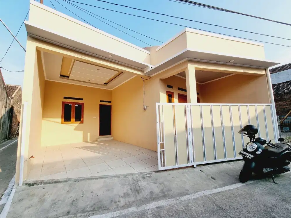 Rumah Baru Gress Cantik SHM Siap Huni di Banyuanyar Solo Kota