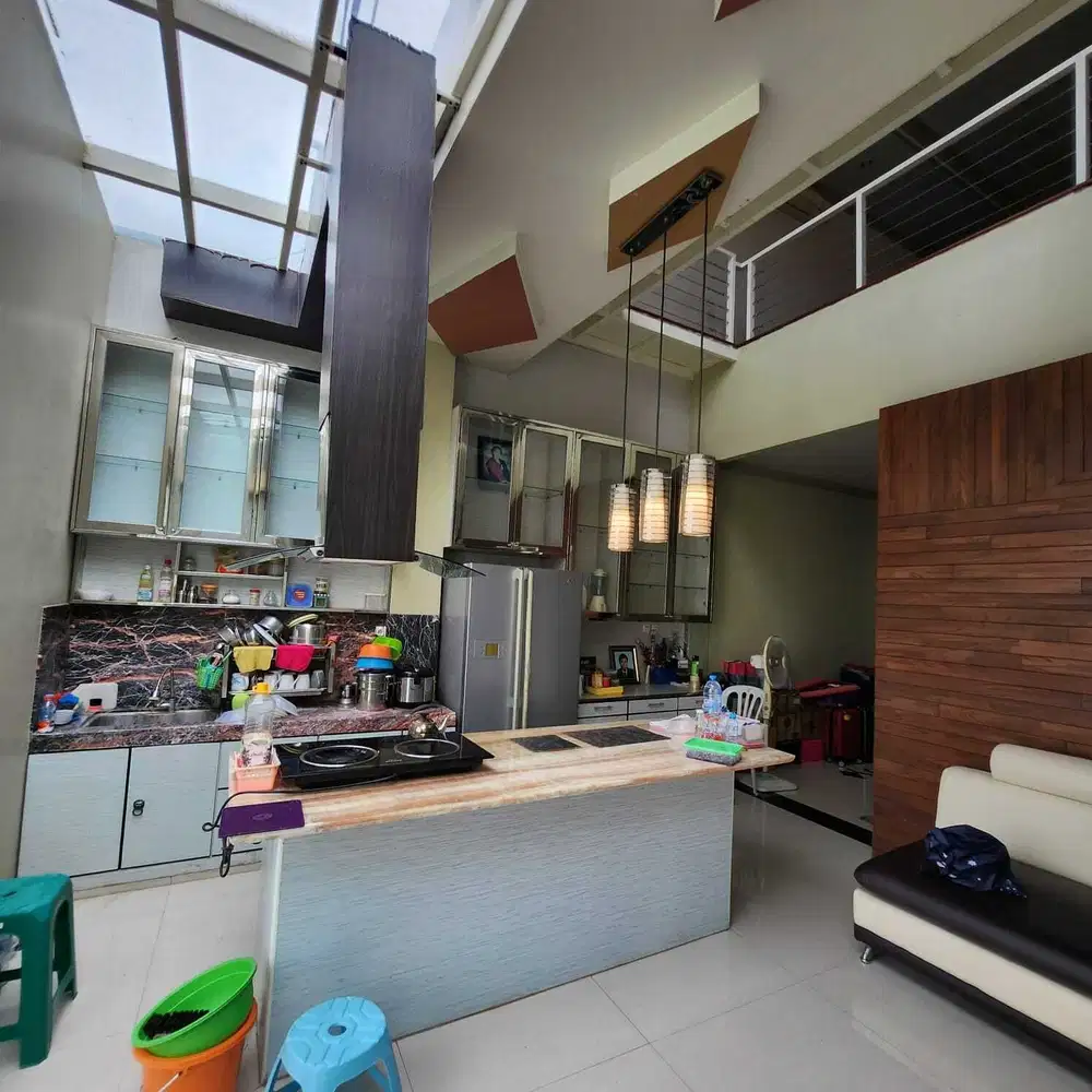 Rmh 3Lt tambak segaran,shm,utk usaha,kantor dll dekat KAZA MALL