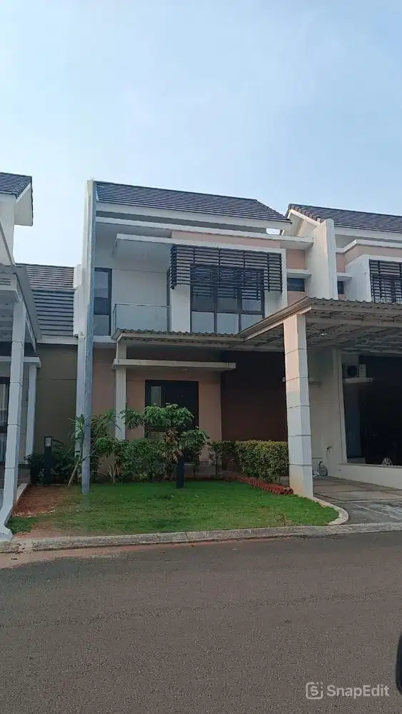 Disewakan Rumah Bagus siap Huni didalam Cluster Summarecon Bekasi