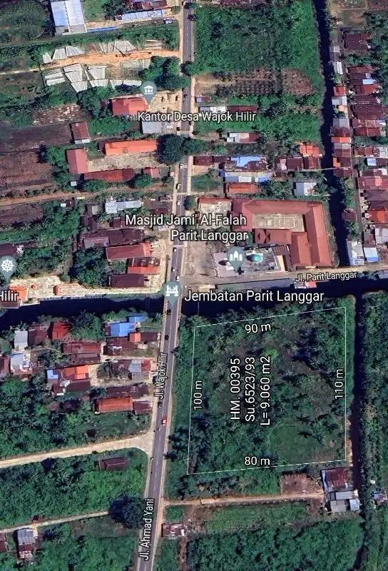 Tanah Tepi Jln. Wajok hilir L100xP90
