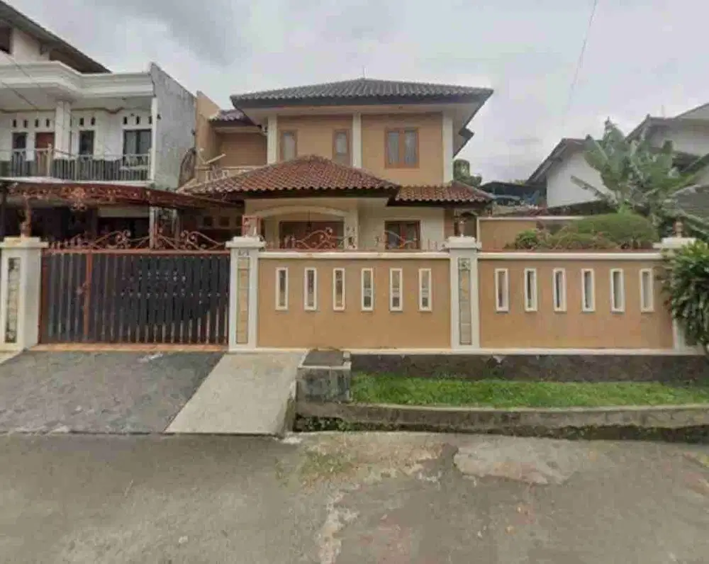 MURAH Rumah Meruya Utara jl Jeruk Manis Lt335m2 Kembangan Jakarta Barat