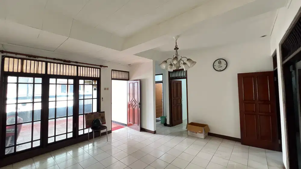 Rumah 125m  di Jl. Banjarsari, Cilandak Barat- Jakarta Selatan