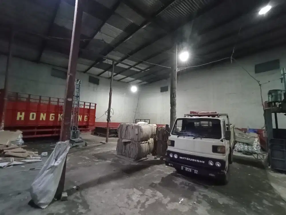 Gudang Murah Dijalan Utama Soekarno Hatta Dkt Tol Pasirkoja Kopo Bandu