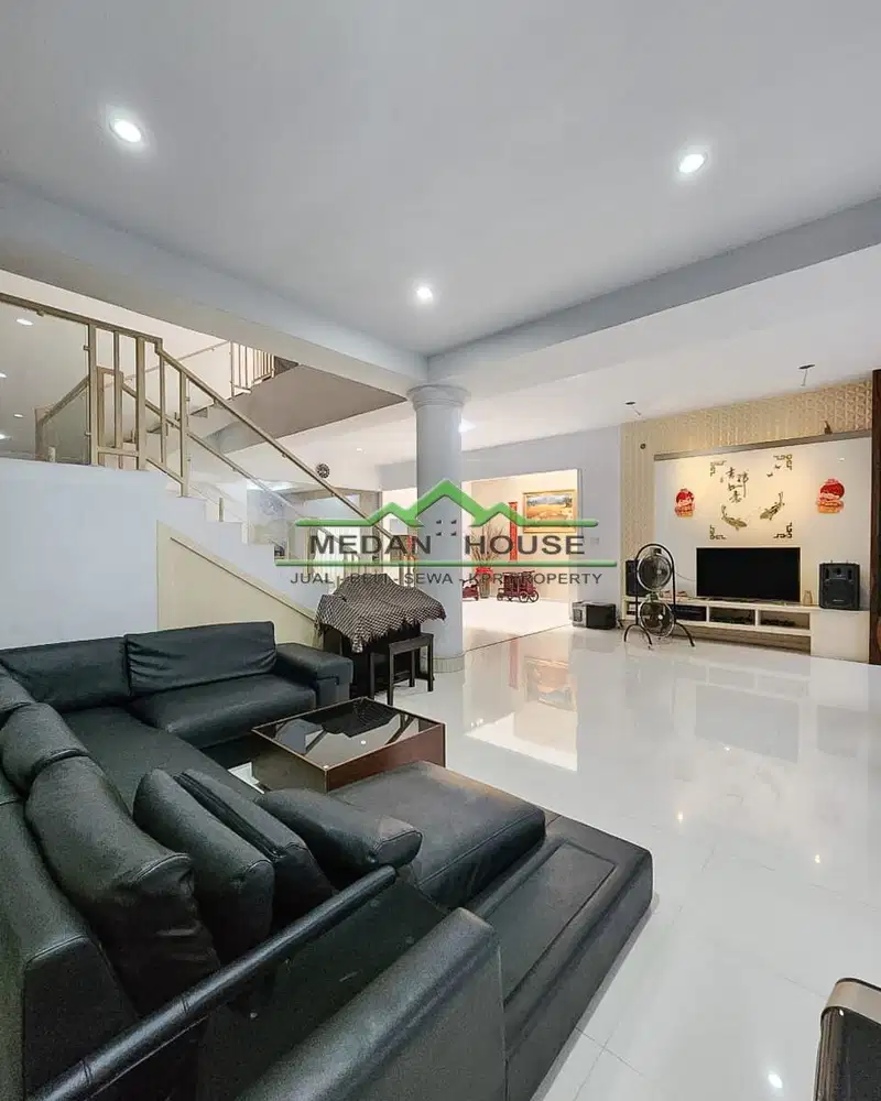 VILLA JUMBO CEMARA ASRI