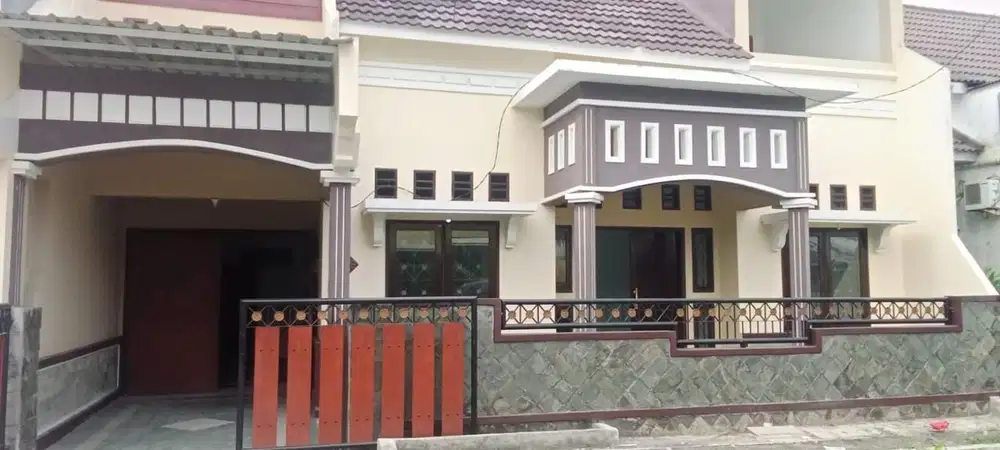 Rumah Bagus 2 Lantai, Perum Pondok Mutiara, Sidoarjo Kota