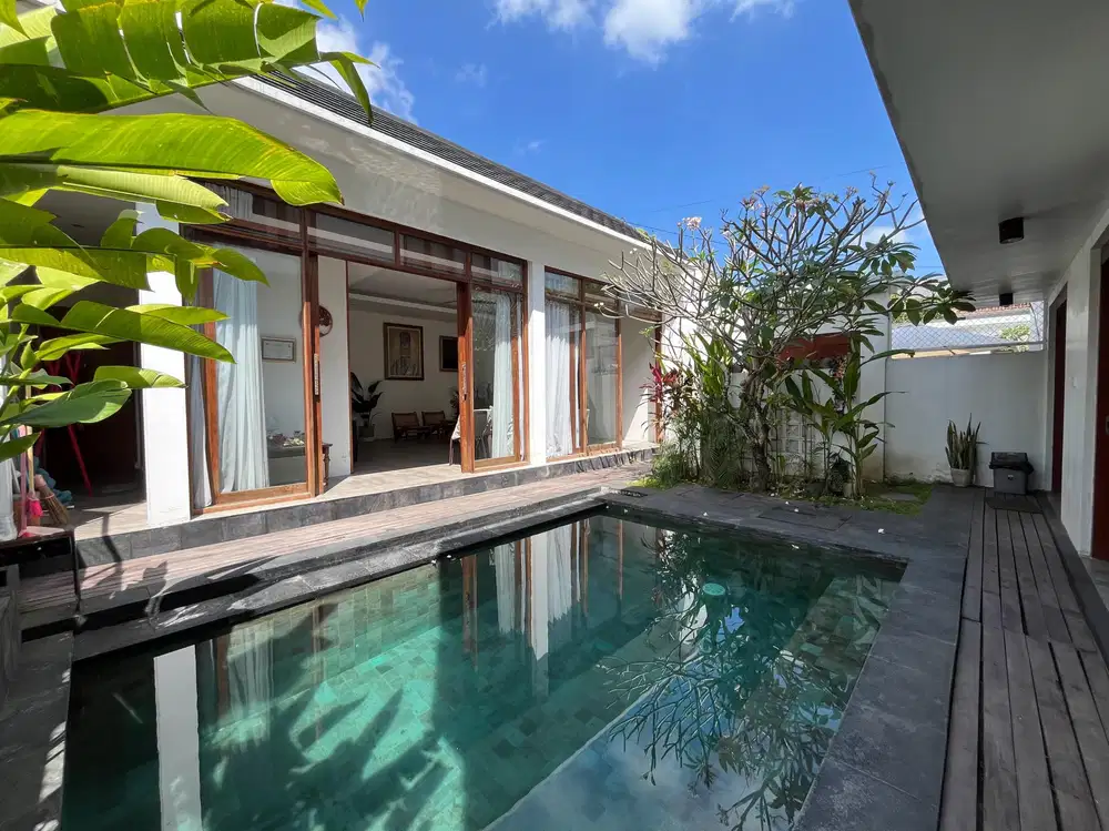 villa baru di bukit jimbaran,lokasi strtegis,dkt gwk,pantai,school