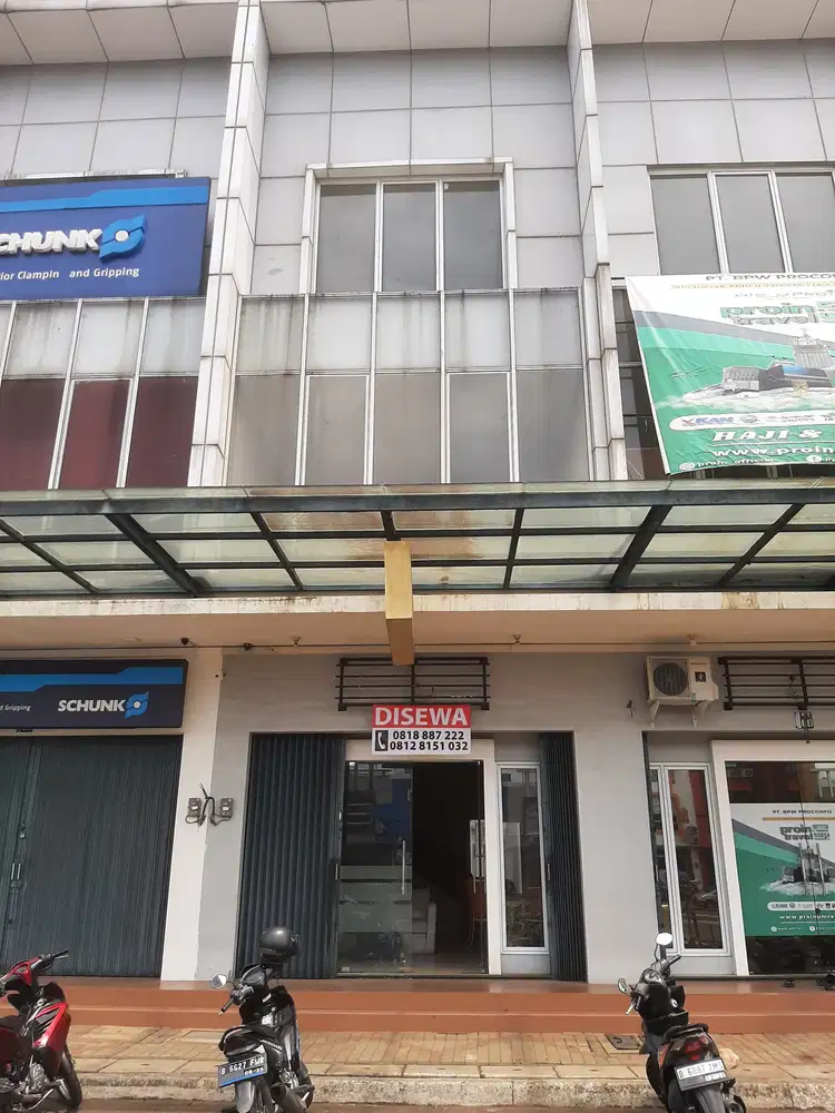 sewa ruko grandwisata bekasi cluster celebration town BA 2/5 uk75m 3lt