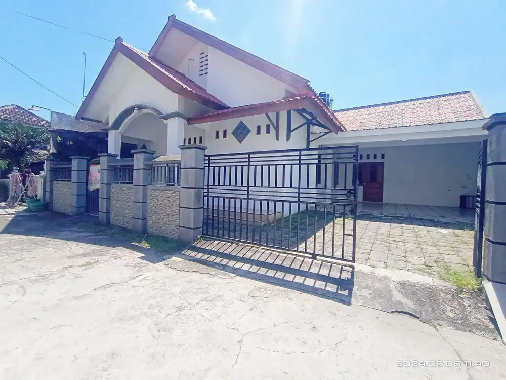 Rumah Bagus Luas SHM Siap Huni di Kadipiro Banjarsari Solo