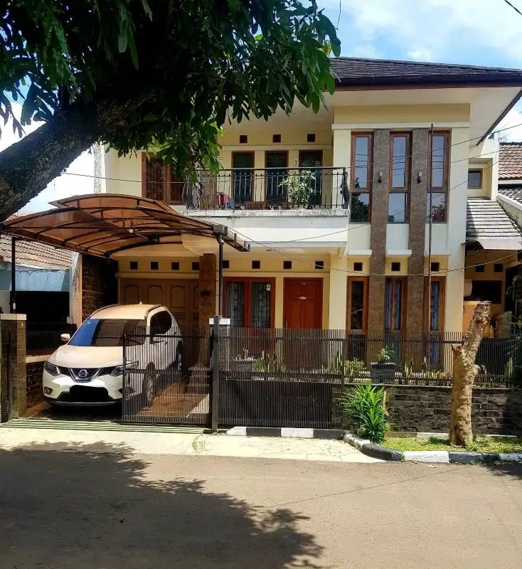 Jual Cepat Rumah LUAS, CARPORT BESAR Hermina Arcamanik, UjungBerung