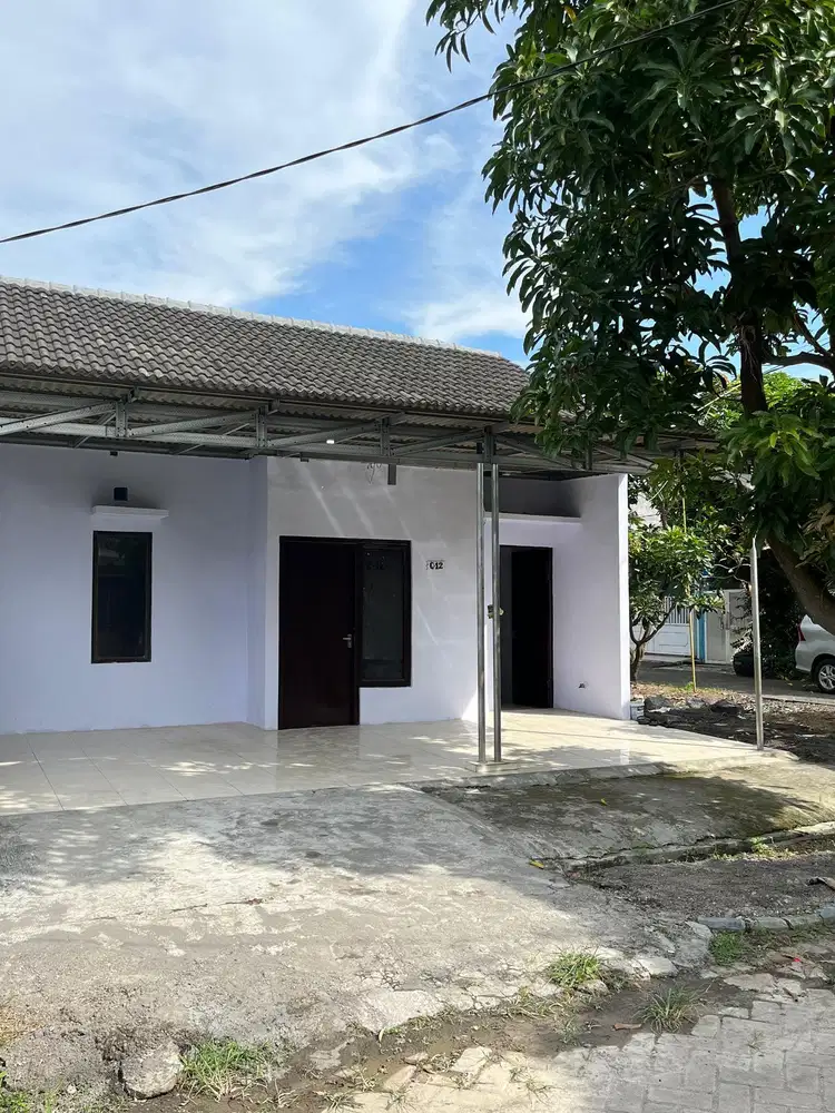 Rumah Siap Huni Pojokan Lokasi Perum Graha Surya Mas Krian Sidoarjo