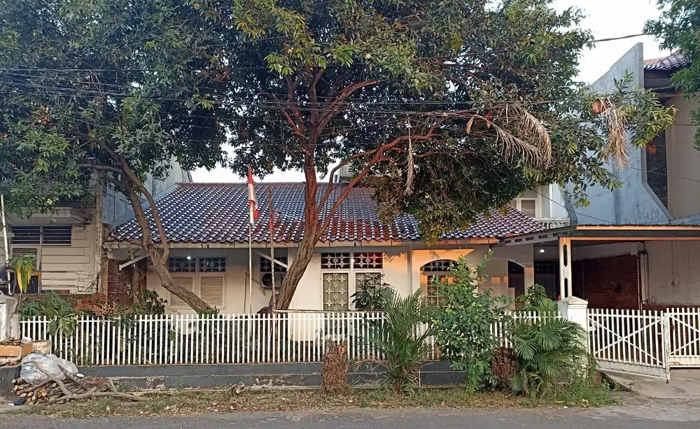 Dijual Rumah Asri di Jakapermai