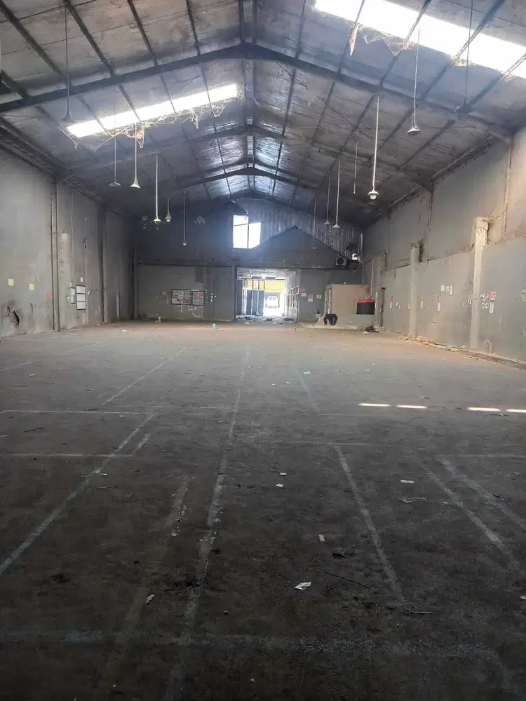 Gudang bersih siap pakai di Rancaekek