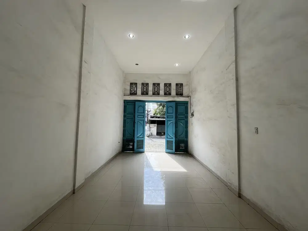 Rumah toko ruko danau singkarak depan pajak ramai