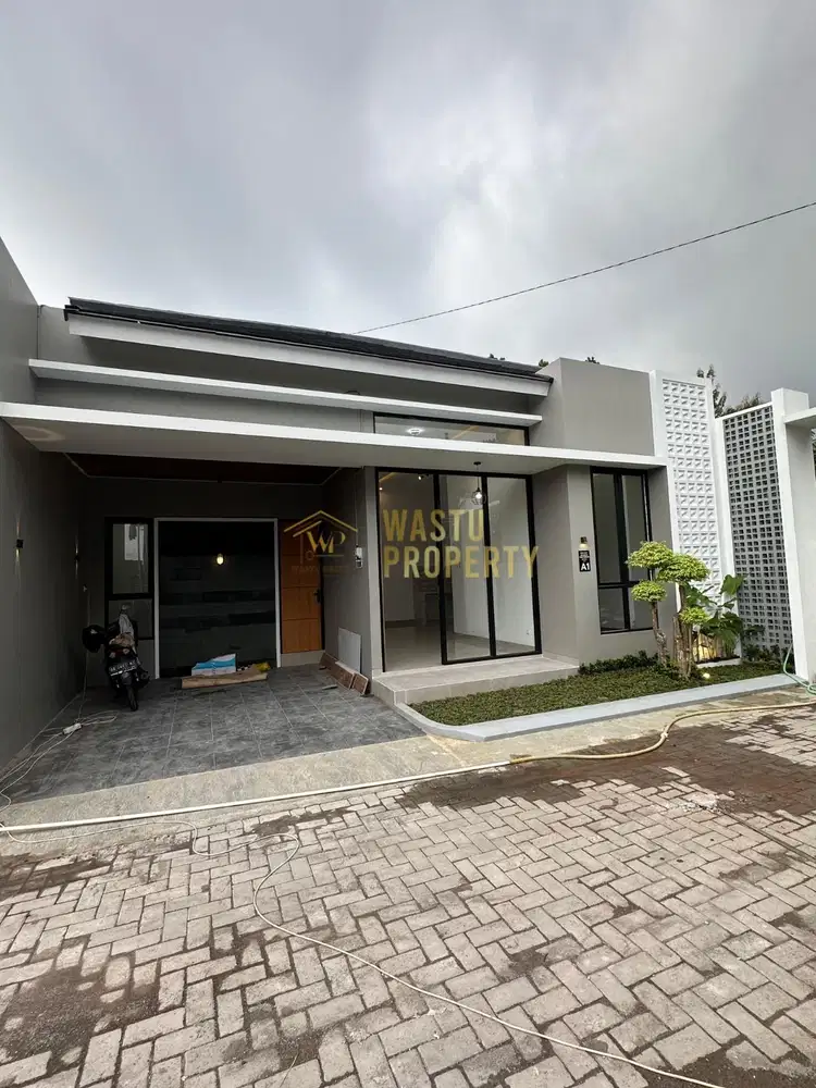 RUMAH MODERN TERLARIS DALAM CLUSTER ONE GATE DEKAT PASAR CEBONGAN
