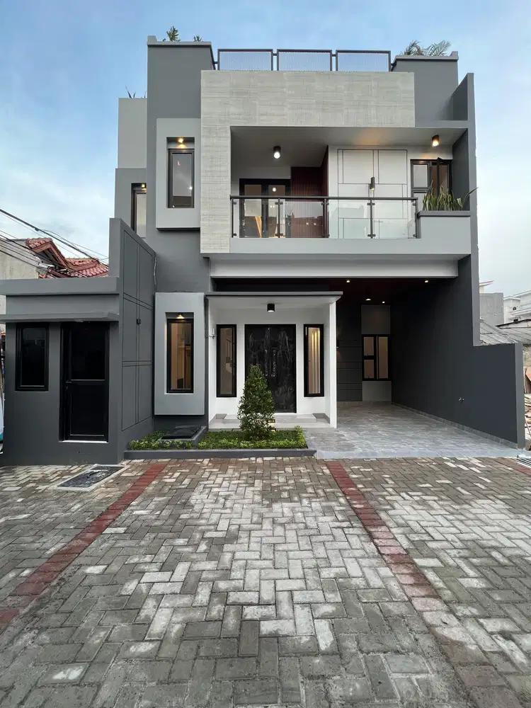 Rumah baru Dan Mewah Dengan rofftoop Dalam cluster Di Dekat Aeon mall