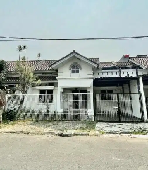 Disewakan Rumah Bagus Bumi Serpong Damai Nusaloka BSD, Tangerang