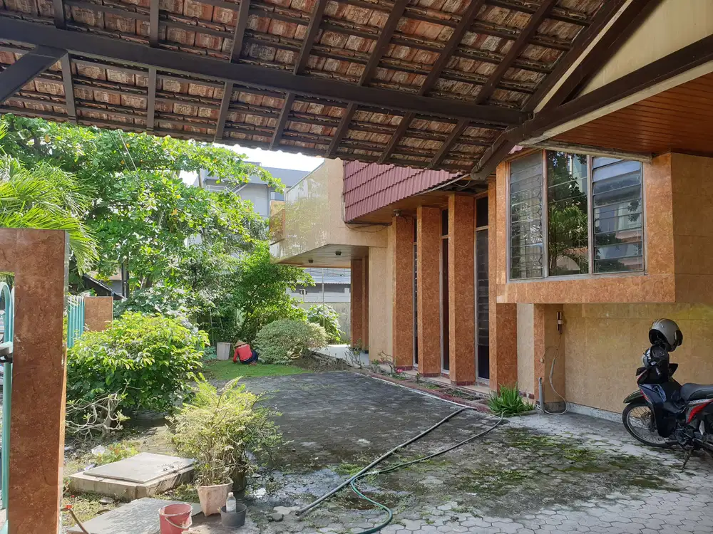 COCOK UNTUK USAHA APA AJA ROW JLN 9MTR DISEWAKAN DARMO PERMAI