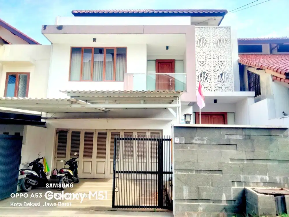 Rumah 2lantai dlm perumahan jatikramat kec.jatiasih LT.200m