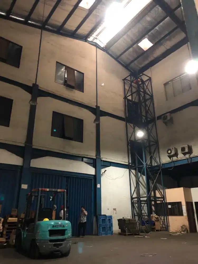 Gudang Sunter Muara Rapih Siap Pakai Semi Furnis