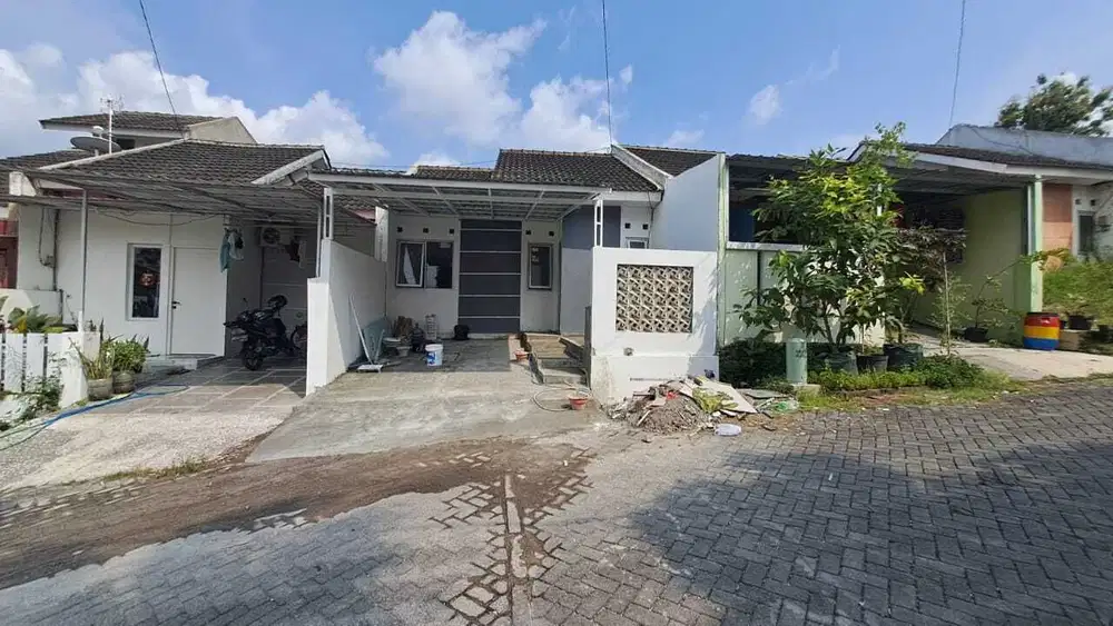 Rumah Full Renovasi di Perum Bukit Kencana Jaya Tembalang Semarang