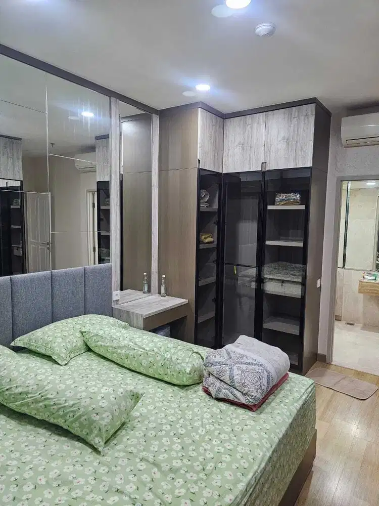 Dijual Apartment The Peak di atas TP 5 Surabaya Pusat 2 BR lt 53 Furni