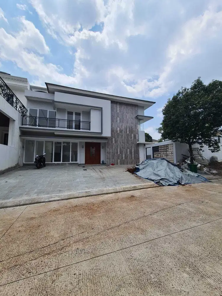 DIJUAL RUMAH + KOLAM RENANG DI TAMAN YUNANI, SENTUL CITY SSR606 A2