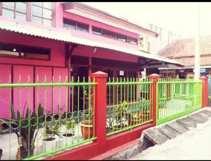 Rumah perumnas Antapani dekat gasmin griya jalur angkot 590 jt