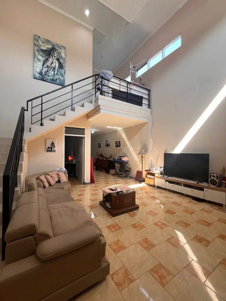 Jual Rumah CANTIK dan LUAS harga MURAH Polban Ciwaruga gerlong bandung