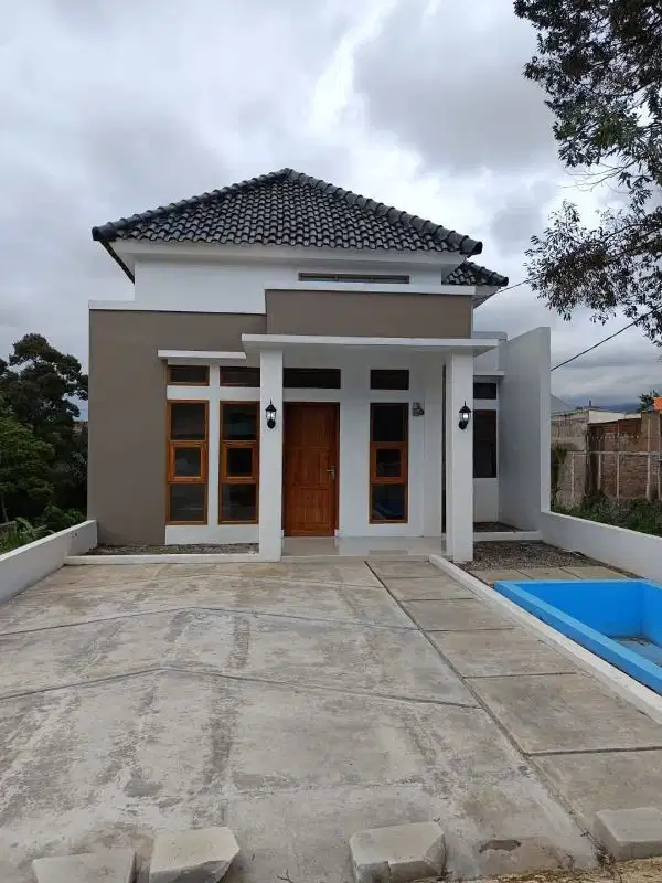 Jual Rumah Siap Huni menghadap Jln Desa