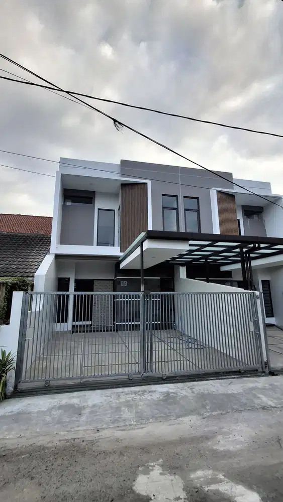 Rumah 2 lantai minimalis modern di Margahayu metro bandung bisa kpr