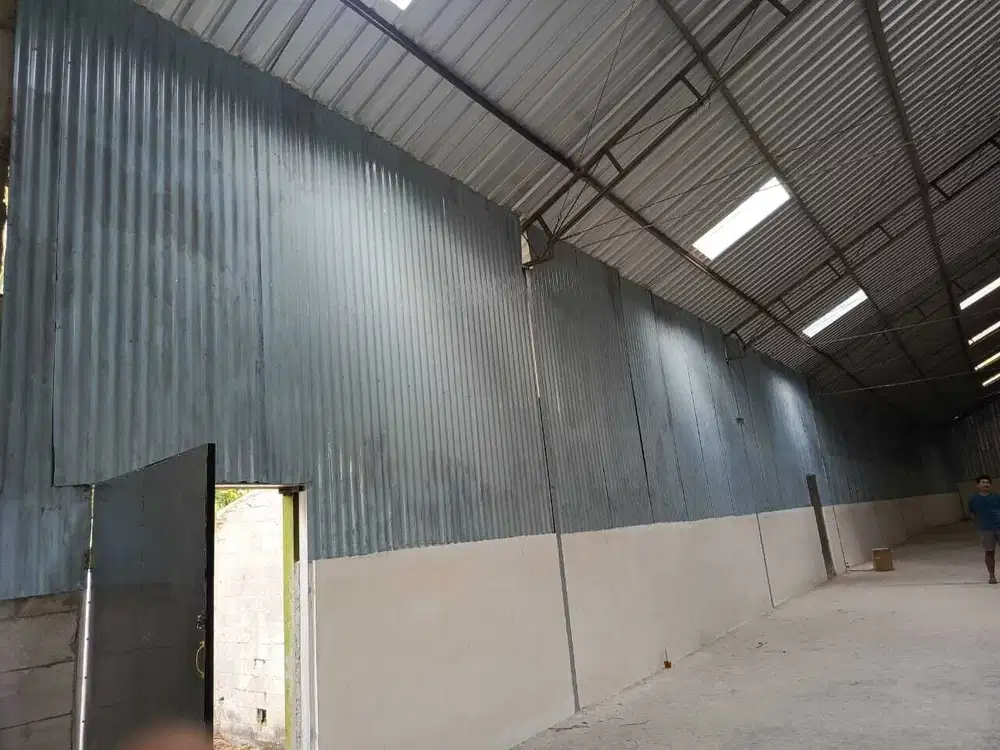 DISEWAKAN GUDANG JALAN SALATIGA - AMBARAWA, ADA IMB