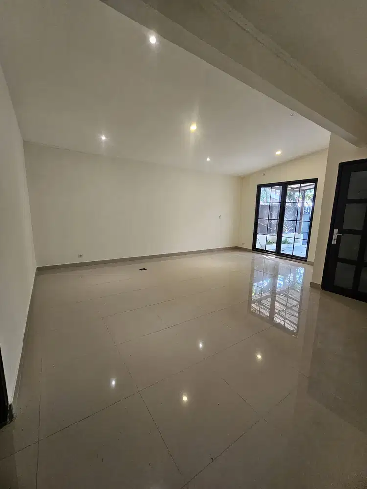 Dijual cepat rumah radio dalam Kebayoran baru harga njop