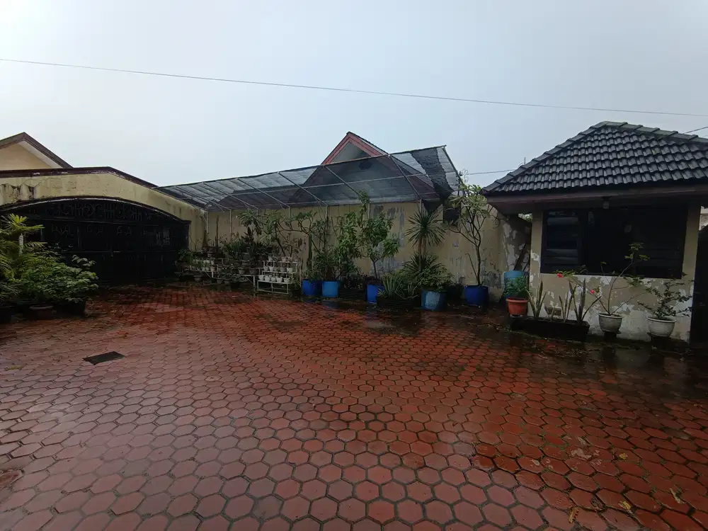 Rumah villa jumbo besar Murah
