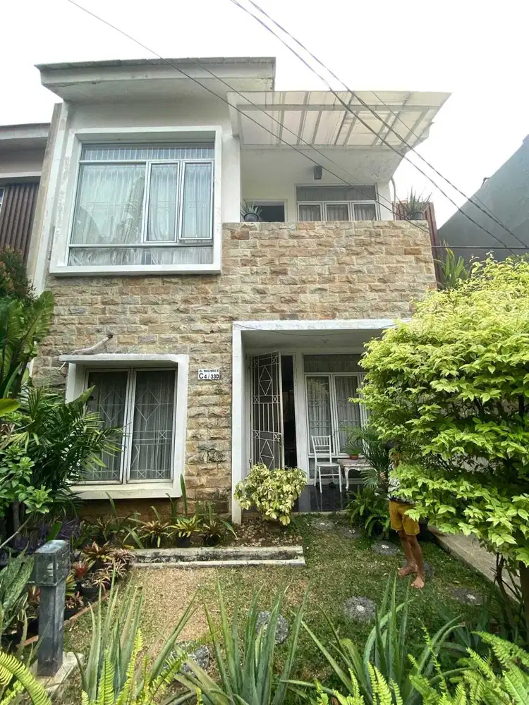 Jual cepat rumah bebas banjir di komplek Jatiwaringin jaktim