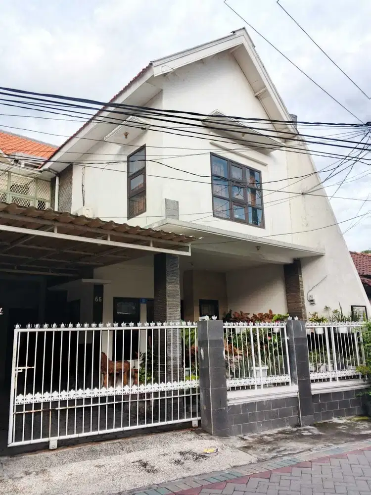 Jual rumah 2 lantai siwalan Kerto wonocolo Surabaya Selatan