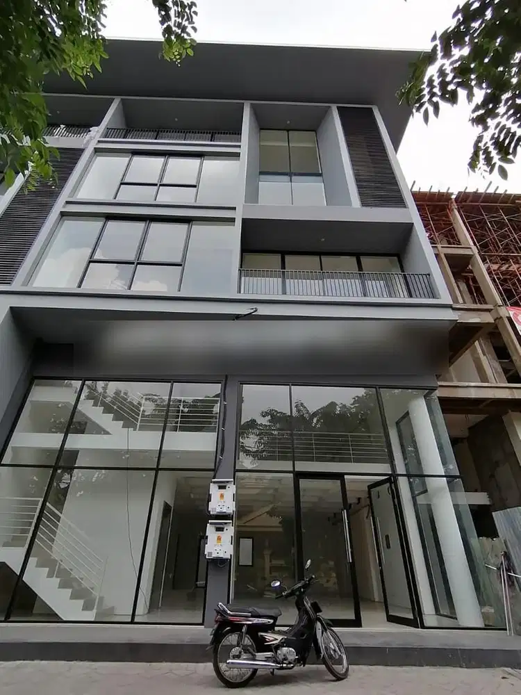 Ruko Siap Pakai Strategis Nol Jl Margorejo Dkt Marina