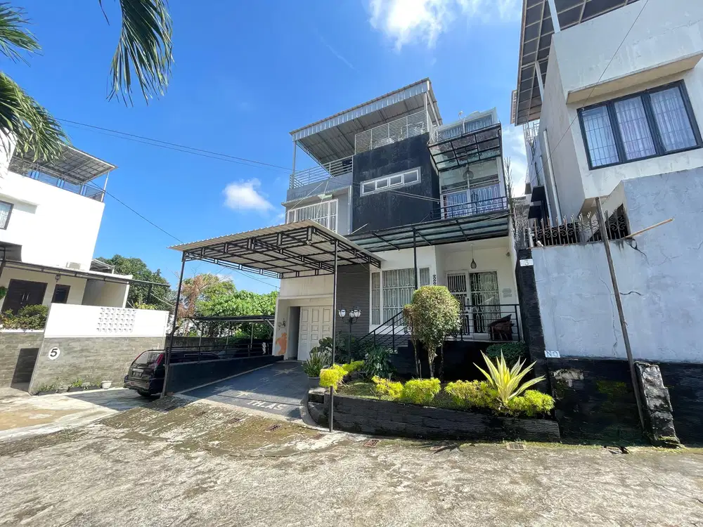 Dijual Rumah Mewah lokasi jln. Lingkar Istana